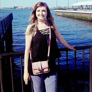 Meet your Posher, Jennie